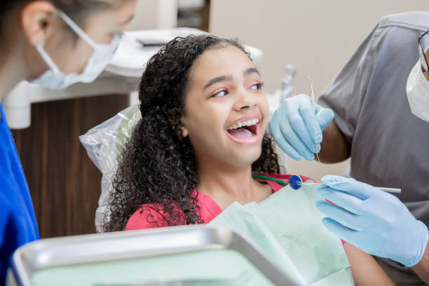 Best Emergency Tooth Extraction in Elfers, FL